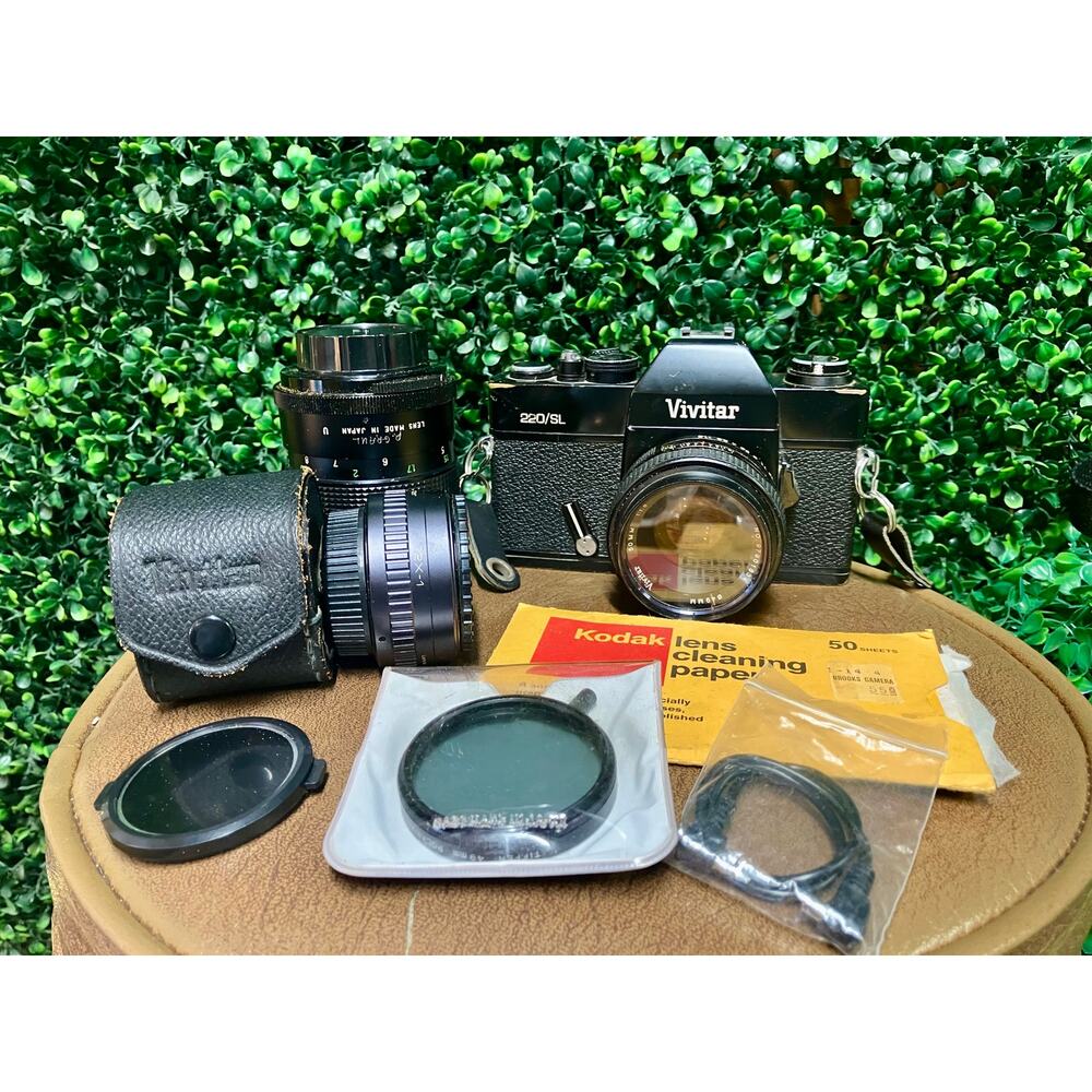Vivitar 220/SL Camera Bundle *UNTESTED*